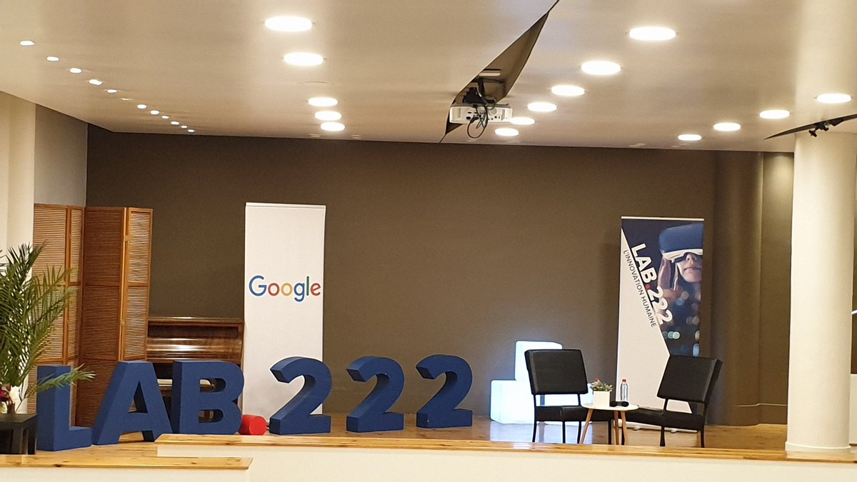 GuiLevass's tweet photo. Tonite let's our🤳out of the door!
Faraday Room Night #disconected pour une soirée exclusive en compagnie de @carlodasaro, président Google EMEA Patnerships. Il interviendra sur "2020, décennie de l'#IA et du #Cloud. Quels défis technologiques et humains ?" #Lab222 https://t.co/cLOIAwfMHQ