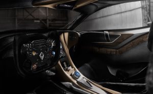 FELINOCARS's tweet photo. Comme see the FELINO cB7r for the first time at the Toronto Autoshow. https://t.co/niVTG0uKKt https://t.co/bVIhDEQmTV