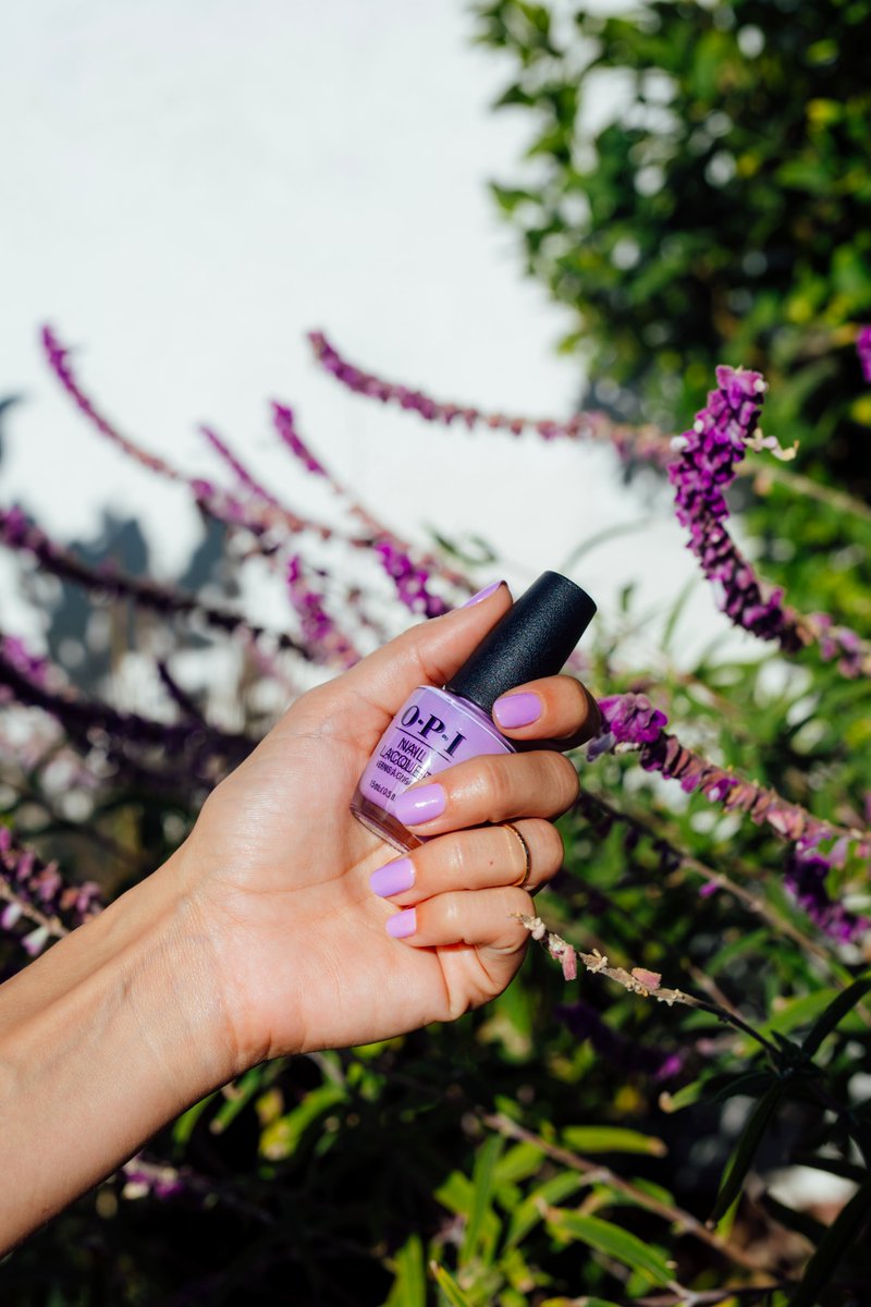 OPI_PRODUCTS's tweet photo. There’s something about lilac and nature that’s so soothing….so needed for 2020 💜 #OPIPeru #DontTootMyFlute #PurpleNails #ColorIsTheAnswer https://t.co/23lAyZDJf0