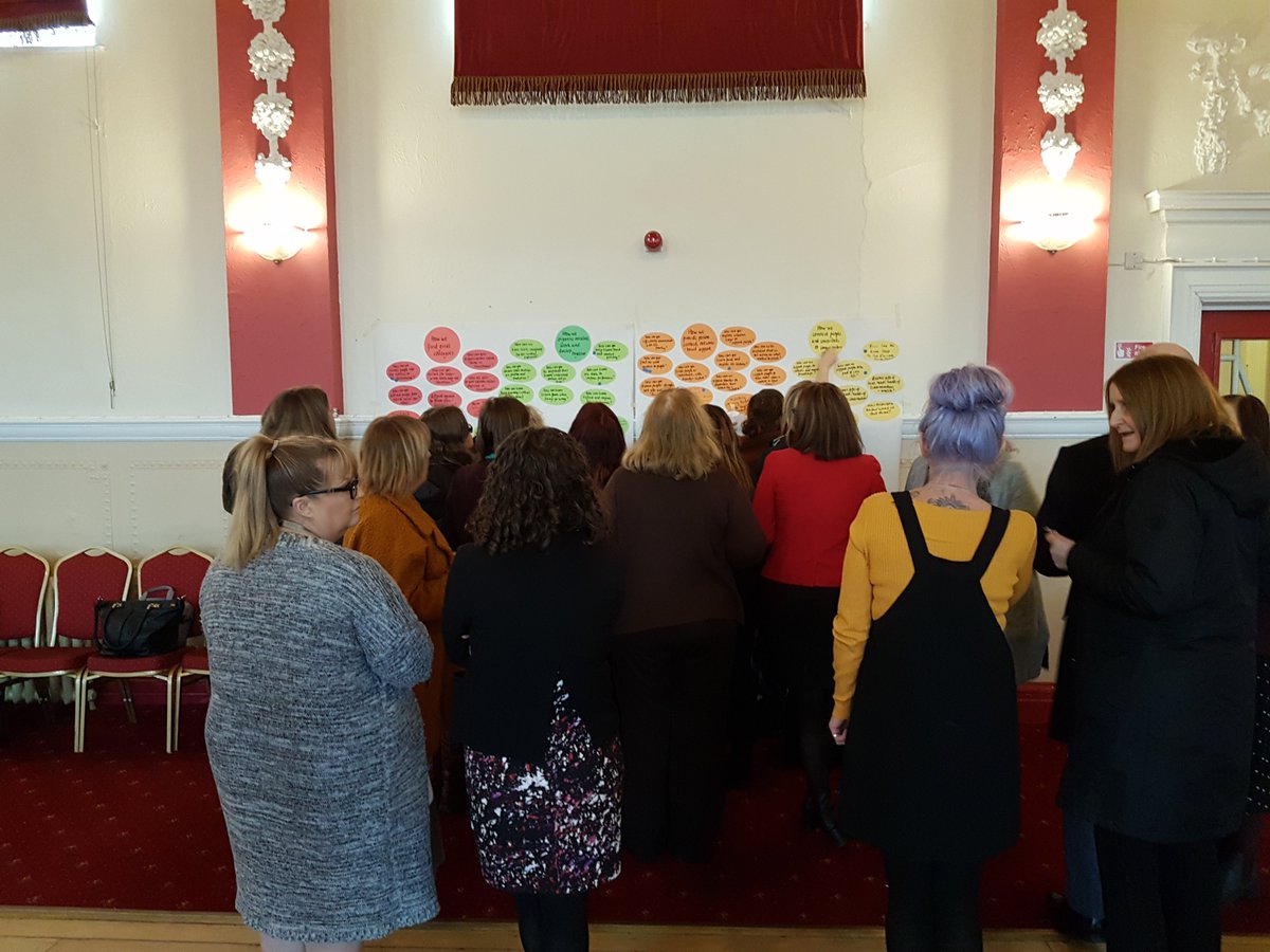 PawsonPete's tweet photo. Great to see systemwide planning in action (in sub zero temps 😂).  Really enjoyed the morning Helen. @HelenWBTeam  @OldhamCouncil @OldhamWalker1 @heatherleech @TebayAnna #wellness #care #innovation https://t.co/Sfdxvy9U9M