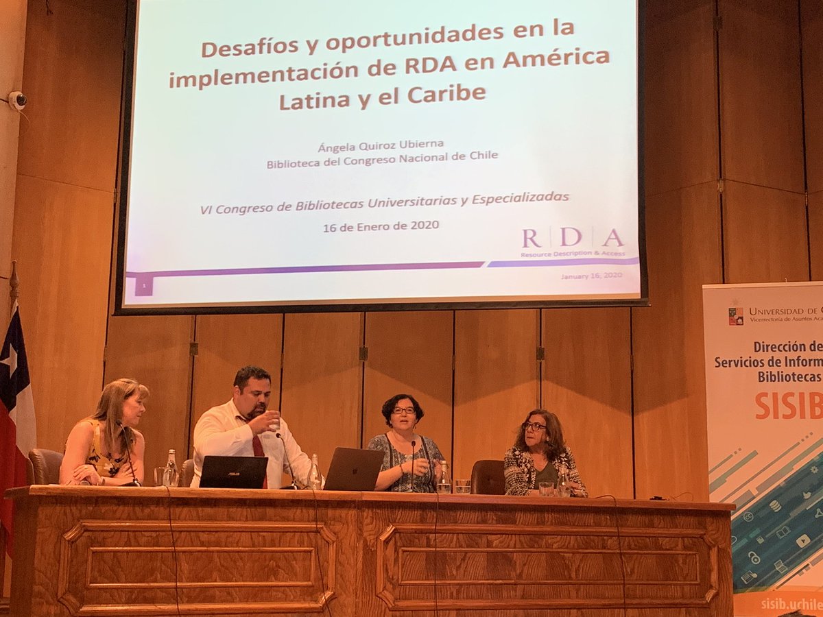 g_toro's tweet photo. Cerrando la jornada, Ángela Quiroz expone sobre las #RDA en #Bibliou2020 https://t.co/ualZii7fxW