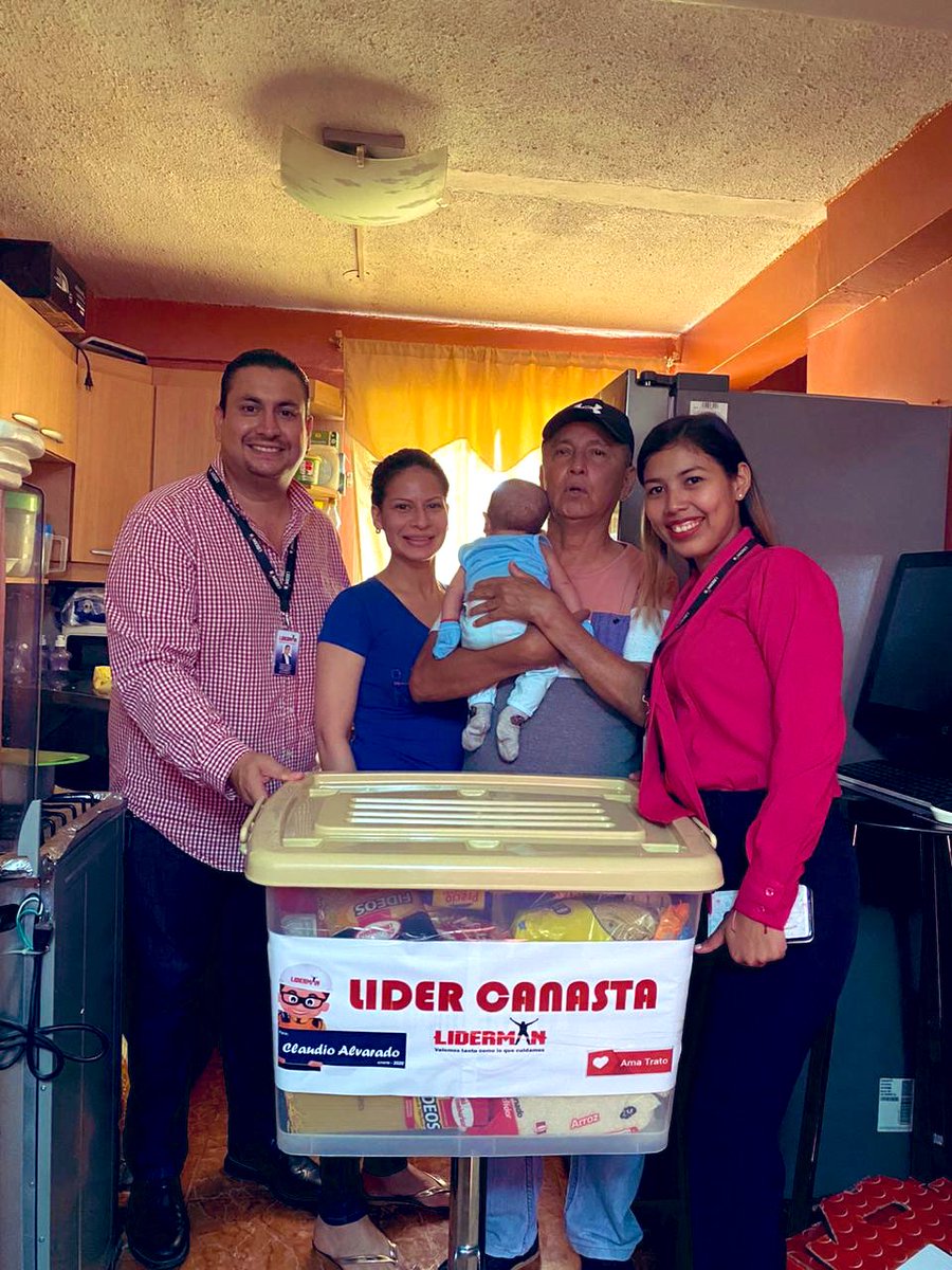 negreteate's tweet photo. Hoy junto a @mari_eaa he visitado los domicilios de los #Liderman Claudio Alvarado 15 años en la empresa y de Arturo Guaman de 14 años, GANADORES de la nueva práctica q se llama LIDERCANASTA, el vínculo afectivo con nuestra gente es IMPRESIONANTE. @ClaudiaPuigC @LidermanOficial https://t.co/ie640onjg5
