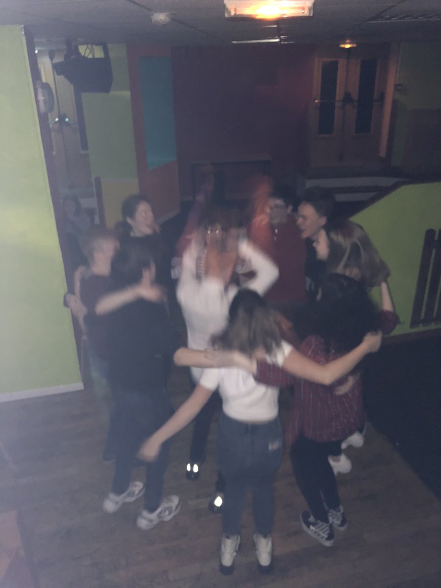 STAphysed's tweet photo. Rave night to Queen #STASki20 https://t.co/b9dUsUGJar