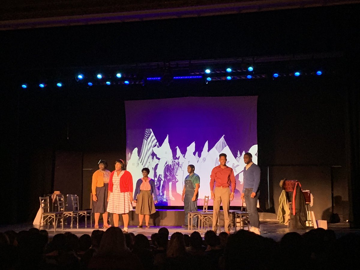 ariellehg's tweet photo. Amazing day today. Students had a fantastic opportunity when the play Turning 15 On The Road To Freedom. #civilrights #marchonselma #mmsgrowth #TeamMillburnNJ @MillburnMSPrin https://t.co/6CmXbjlWmY