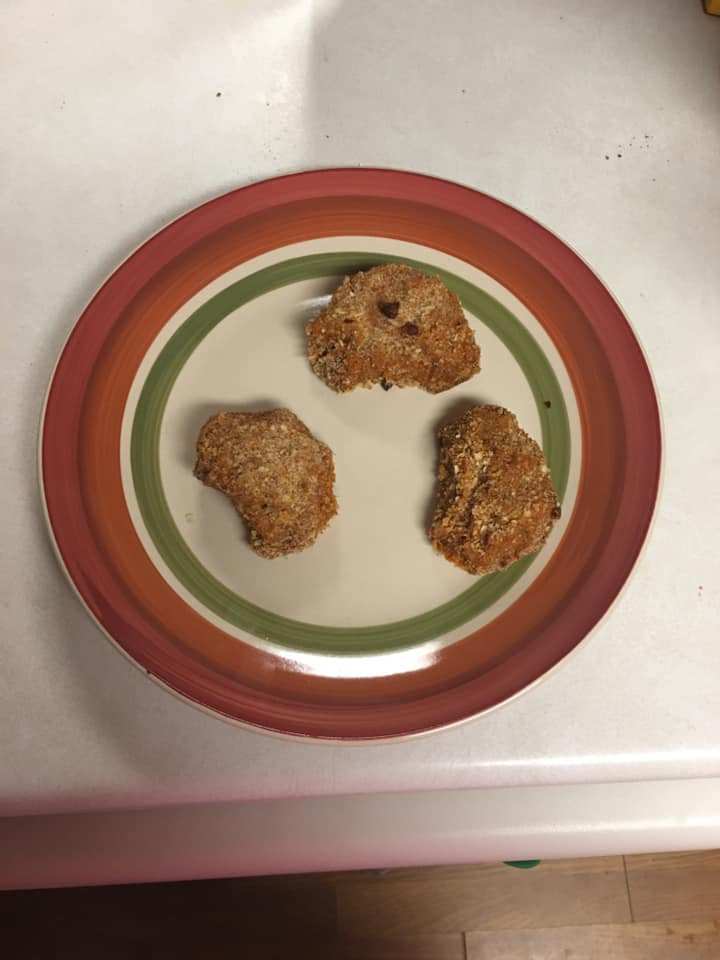 Here is the recipe you have all been waiting for. So, the name may not sound appetizing, but they taste amazing. This is a stuffed sweet potato taco ball recipe. chronicallyillchef.food.blog/2020/01/16/rec…