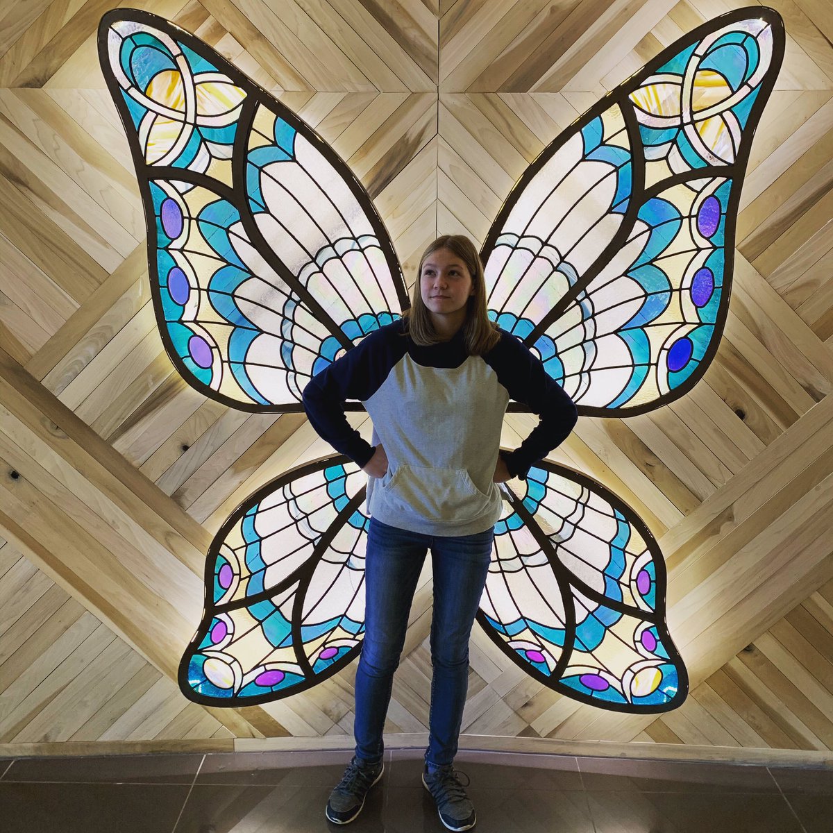 RobotMakerGirl's tweet image. I was a recognized as top ten young scientist in the country according to @3M and @discoveryed when I was 12, I was issued my first US patent at age 14, I busted myths using science on @Mythbusters 
#thisiswhatascientistlookslike #cbsunstoppable #ifthanshecan