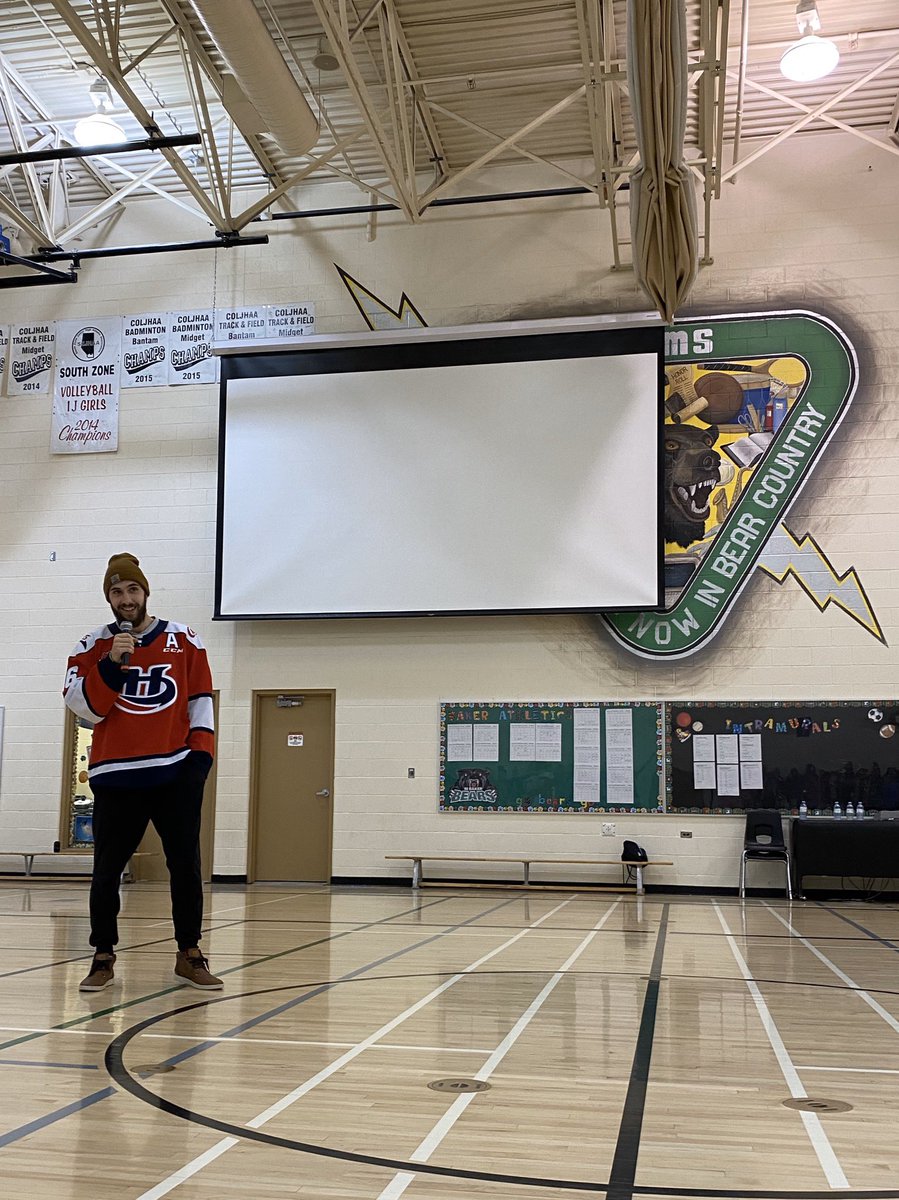 WHLHurricanes's tweet photo. Thanks again to RI Baker Middle School for having Athletic Therapist, @Homerhockey5, @PrefontaineTy, @dino_kambeitz21, and @KWilly__99 out this morning to talk about the importance of taking head injuries seriously. #YQL #WHLCanes https://t.co/5LqUvM5ODH
