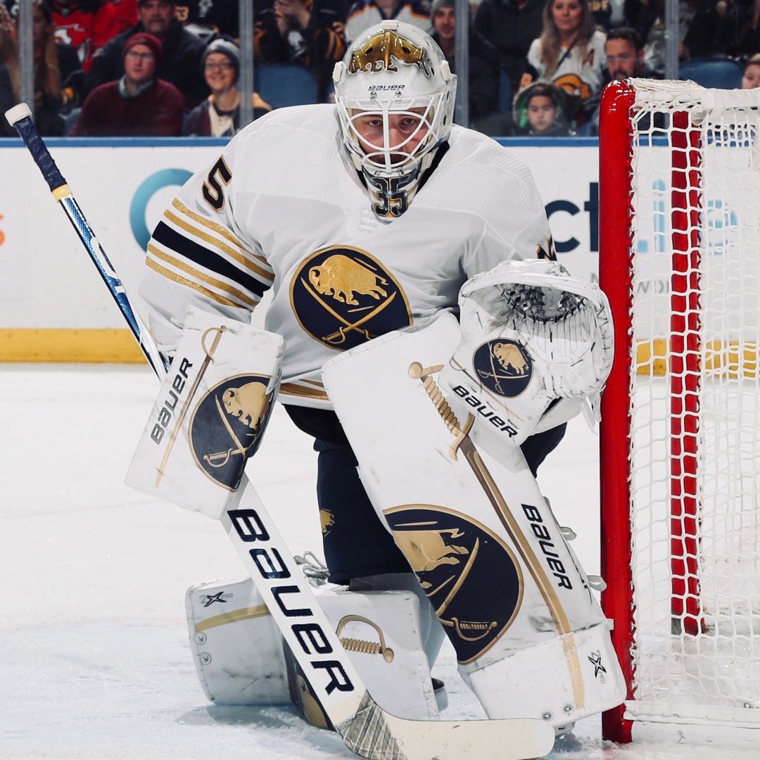 BauerHockey's tweet photo. Endless possibilities with Bauer Goalie #TrueDesign. https://t.co/Dn7cgOnRj6