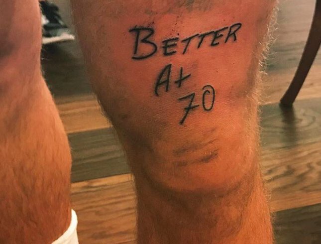 جاستن بعد فترة المراهقة ونضج سوا هالتاتو “Better At 70” "افضل في السبعين" عشان يذكر نفسه يكون افضل و...