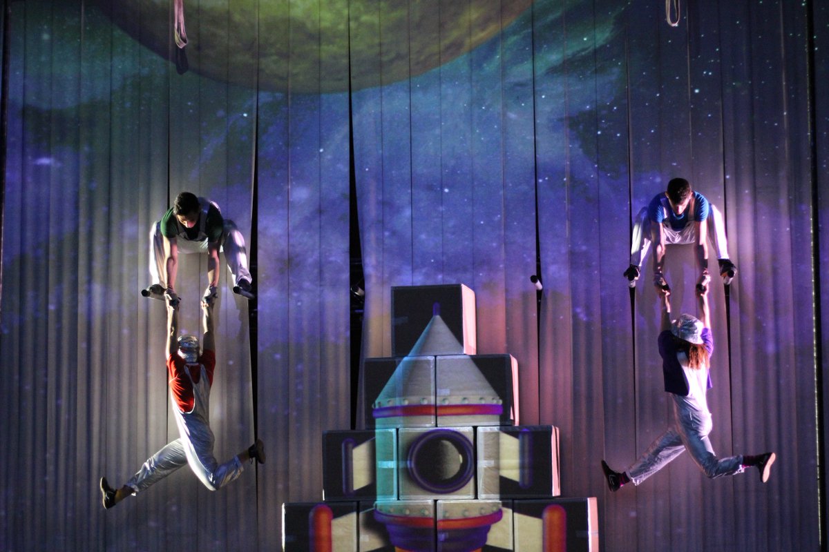 Starchitects, our commission for <a href="/BluestoneWales/">Bluestone</a>, has taken off 🚀 last week and as you can see, our dancers are having a blast! 🌟 
Check out these amazing 📷  taken by our dancer Berta Contijoch!