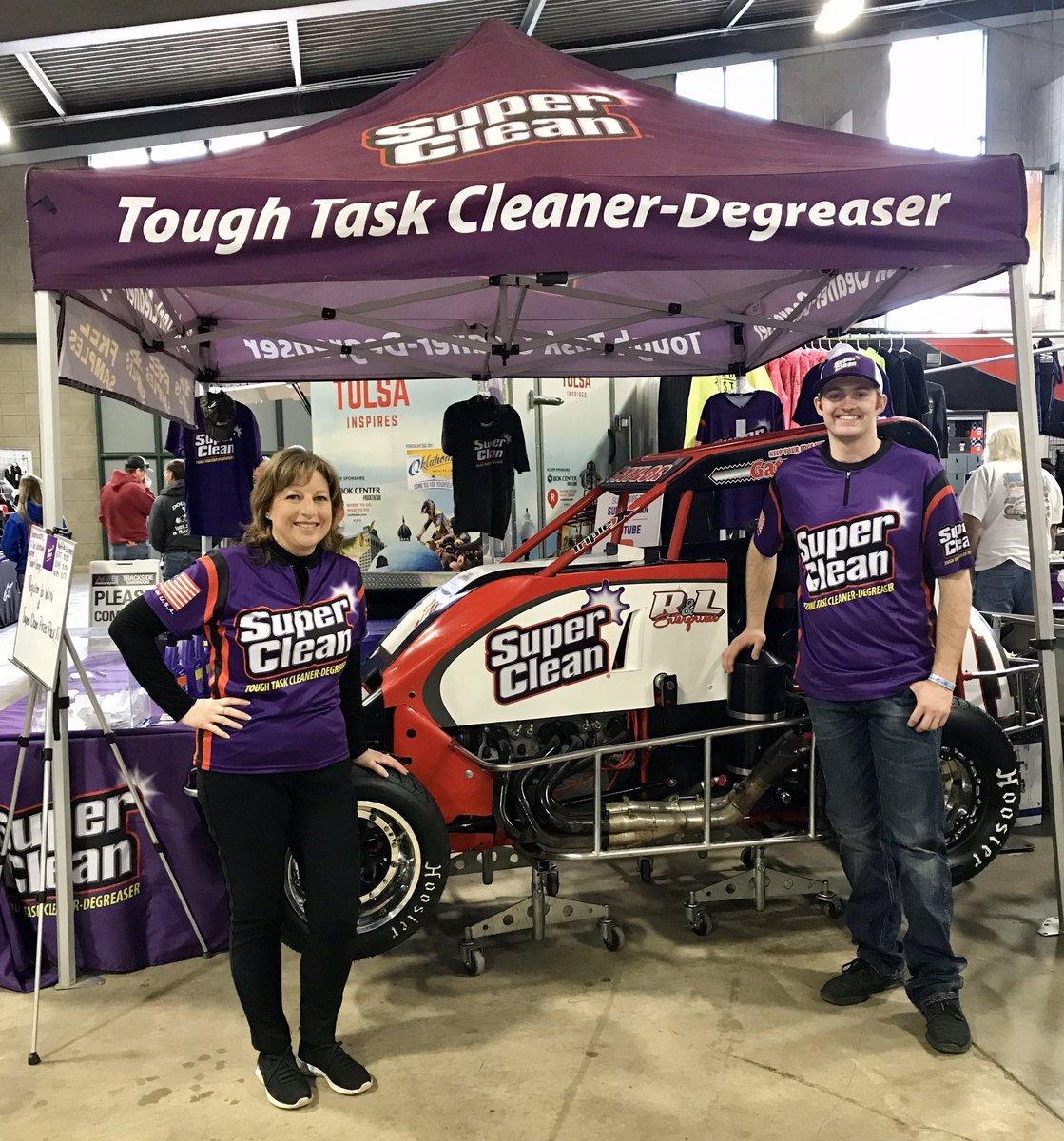Zac86Taylor's tweet photo. I will have the car at the @SuperCleanTeam booth today and tomorrow! #ChiliBowl2020 
- @vahlcowheels 
- @SmithTitanium https://t.co/UmNsCQVyRt