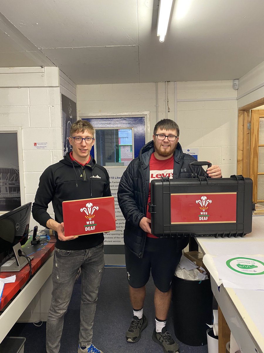 WalesDeafRugby's tweet photo. A big thank you to the guys at @sign_services for making our analysis equipment look just as good (if not better 😉) as the professionals! All good to go on Sunday against @deafrugby  💪🏻

If you need signage and digital print, we’d highly recommend them! https://t.co/8CkBsRtxem