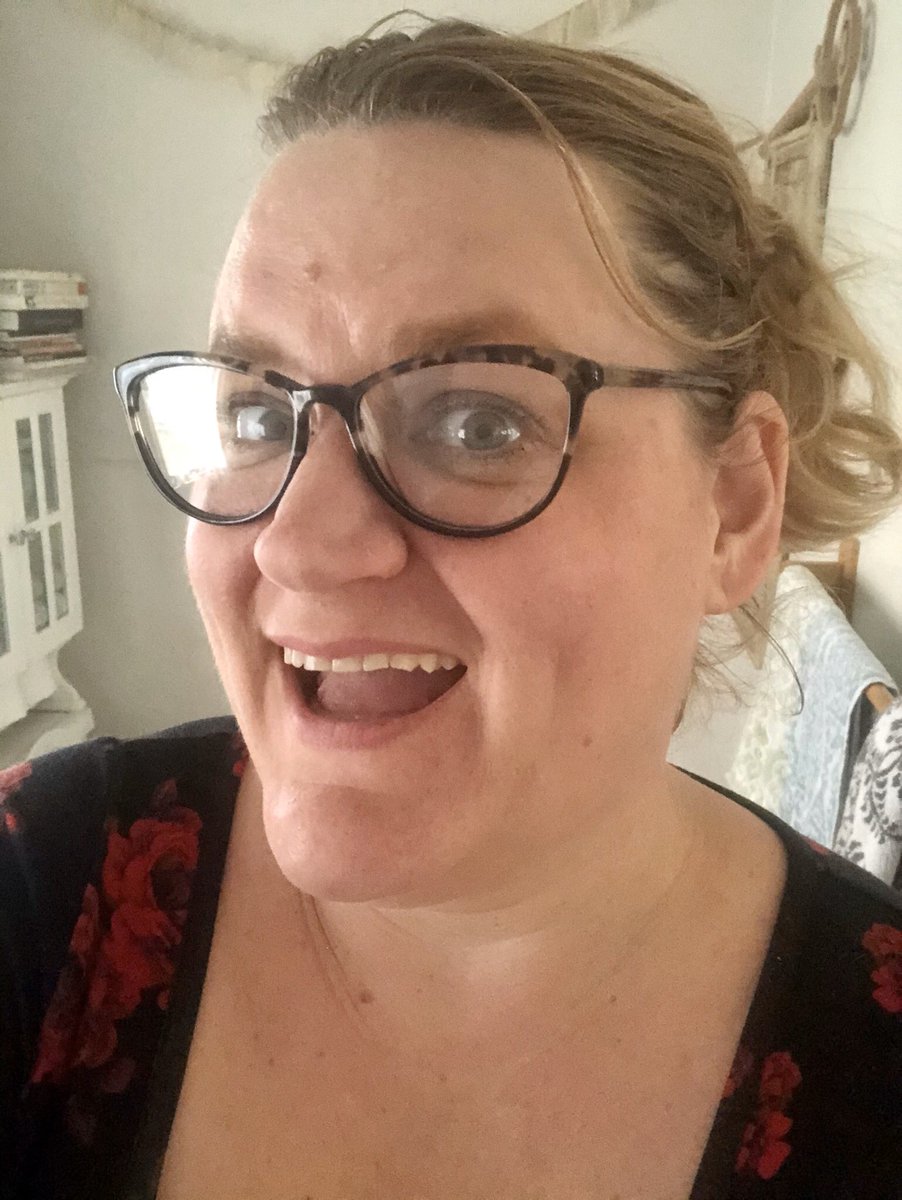 WARBY PARKER DAY! Weigh in if you please. 🤓❤️