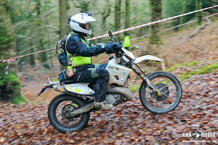 KHK_Media's tweet photo. PHOTO GALLERY- The motorcycles at the @MCCTrials Exeter Trial #ExeterTrial https://t.co/flq23J7Fac https://t.co/iBMU3nFJHY