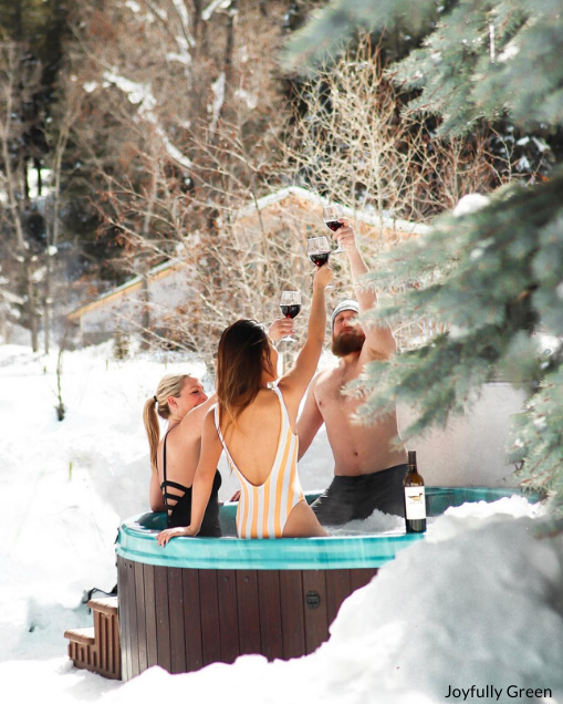 #ad Got a favorite wine you like to enjoy with friends? 
Decoy Wines helps to elevate our special occasions with some serious wines within our reach! Grab a bottle now >>> clvr.li/dwf @DecoyWine #ElevateWithDecoy