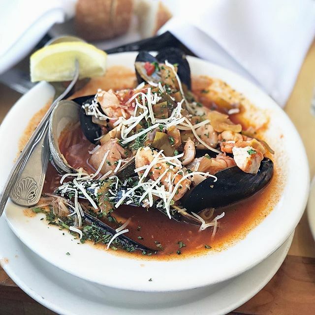 brophys's tweet image. Cioppino is the perfect food to warm up your day - #BrophyBros #SantaBarbaraHarbor #SantaBarbara #SantaBarbaraCA #ExploreSB #SeeSB #Eeeeeats #VisitSB ift.tt/2QY0Vmn