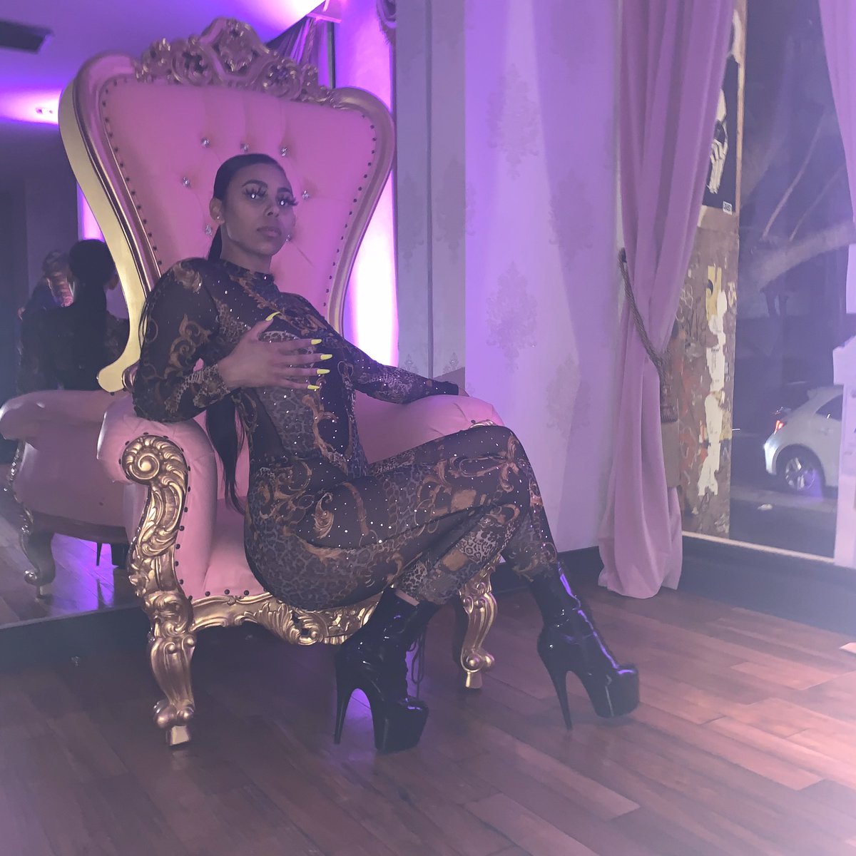 diamondlaneee's tweet photo. Just gonna leave these here https://t.co/o1mNLOXSNj
