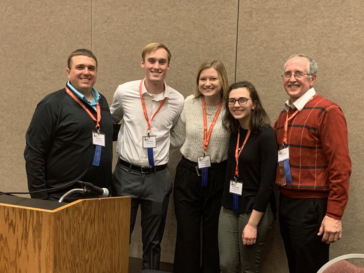 LQPVSuprntdent's tweet photo. RVHS leaders made a phenomenal presentation at Minn School Board Assn conference in Minneapolis. Congrats and thanks to Mr. Steve, Easton, Rylee, MacKenzie and Mr. Boots on representing RASD in 1st class way!! Cardinal proud!! https://t.co/e7MMXXgmOp