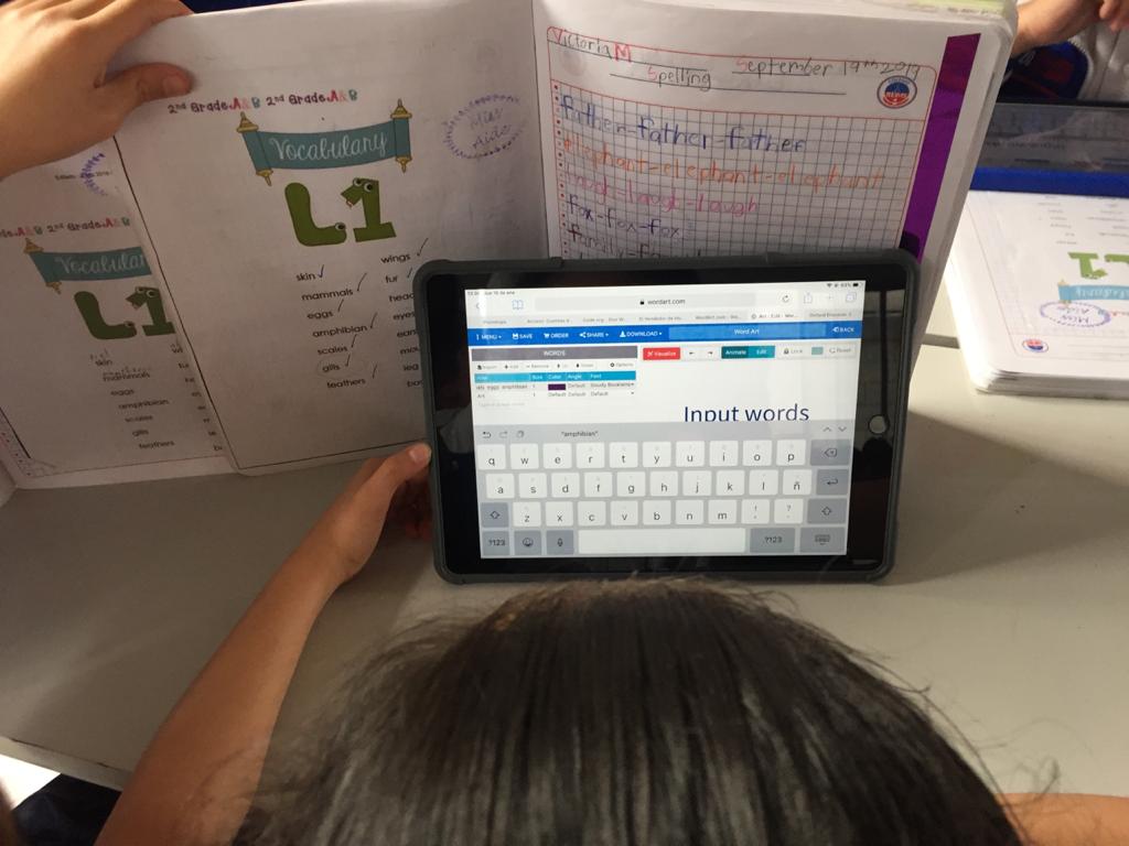 ReimsOficial's tweet photo. Learning to use Word Art using vocabularies.

#PrimariaReims

Agenda tu cita y conócenos. ☎️ 5673 5500 Ext.103 y 109 💻 escríbenos https://t.co/z6U6EahTY4 https://t.co/gquzlP4fun