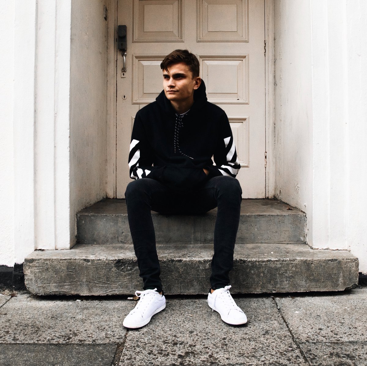 BBCIntroNE's tweet photo. 🆕 We are overrun with new music at the minute with more to come from Harry Bolton, @Infernal_Bloom, @Nifty_Struggle and @AjimalMusic!

📻 https://t.co/bM0m23SOp6 https://t.co/zaYOf3Y3f2