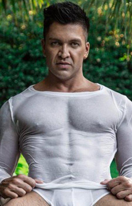 ednanatina's tweet photo. Vote for these sexy and hot men as your favorite for the 2020 @GayVN awards. https://t.co/umA0zuuMk4 #favoritetwink #favoritetop #favoritedom #socialmediastar #favoritebody #favoritebottom #favoritecock #favoritedaddy https://t.co/rOtpu66ukf