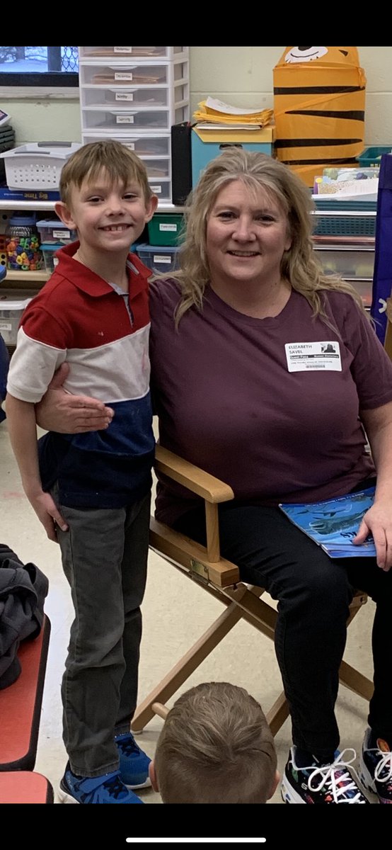 Jennife07654099's tweet photo. Ridge’s mom was today’s guest reader!  Animal books to go with our current reading unit!!  #WeAreChardon #munson #firstgrade https://t.co/X0n3Ific79