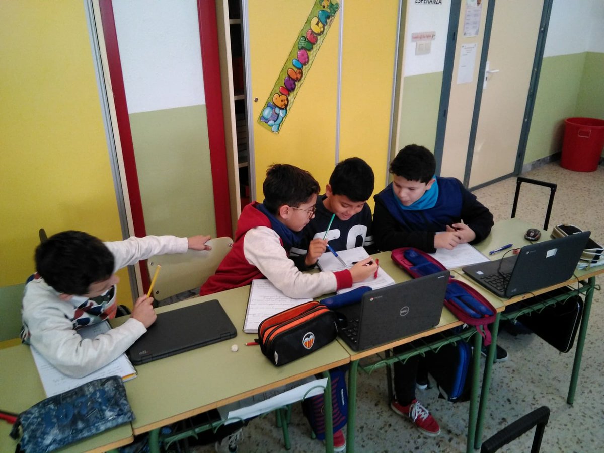 ColeRemedioSC's tweet photo. Trabajamos en matemáticas resolución de problemas con el método de trabajo 1, 2, 4 📖📝 https://t.co/R5BU9nQaPd