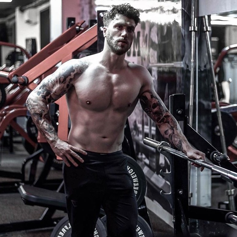 BipolarNFighter's tweet image. ¥ Jordan "J" Adwell.
¥ Professional Boxer.
¥ Hard headed, Tempered.
¥ Bipolar.
¥ NSFW / Triggers / Rp.
¥ SL's and Banter's.

"Learn from your mistakes and past but how is it possible when my entire life is a constant mistake."