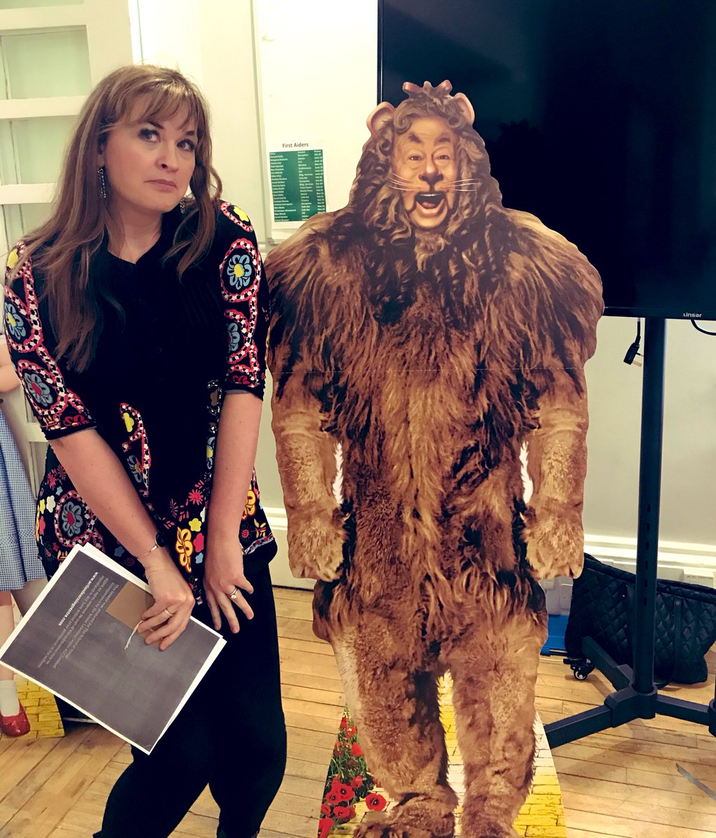 BillingReeves's tweet photo. Today’s #ActionLearning took us down that #yellowbrickroad, examining attributes needed by #leaders.  (Head, heart, hands) 

New found respect 4 the #wizardofoz &amp; it’s many hidden themes

#socentcommunity @SSENorthWest @BlackburneHouse #stories @SheehanJolene #writingcommunity https://t.co/MReFHyWQJ8