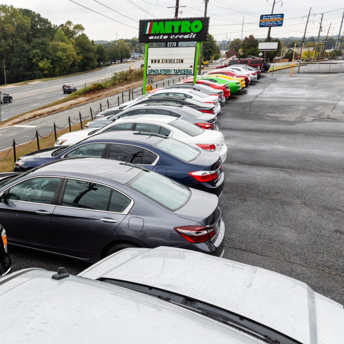 MetroAutoCredit's tweet photo. Whether you're browsing our online inventory or visiting us in person, we can't wait to help you find the perfect car. https://t.co/KJgeZ8JgSW