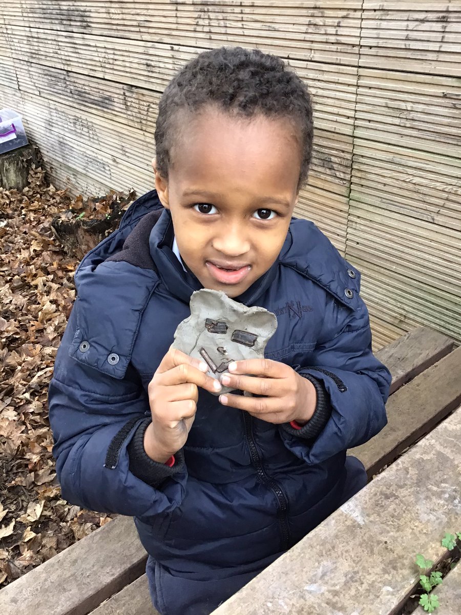 woodlarkautism's tweet photo. #Clayfaces in #forestschool. Can you create #daddybear from #peaceatlast? https://t.co/4QojxdaAvA