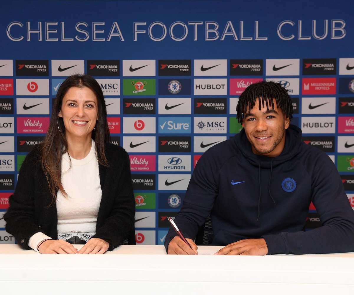 ReeceJames's tweet photo. The dream continues! 
Proud to have signed a new 5 year contract with my boyhood club!! 💙💙 #CFC #JAMES2025 https://t.co/Dv0pGnJR1U
