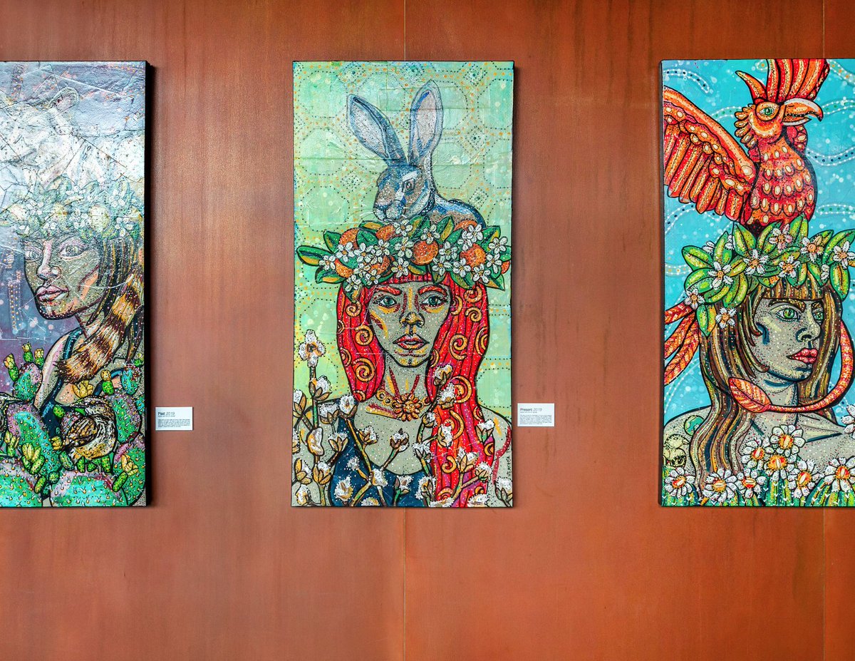 CambriaPhoenix's tweet photo. Lobby or gallery? 🤔 Come take a look!
.
#CambriaDTPHX #Cambria #CambriaHotels #HotelInspo #TravelInspo #PhoenixHotels #PhoenixArt #LocalArt https://t.co/dpUxz69tdh