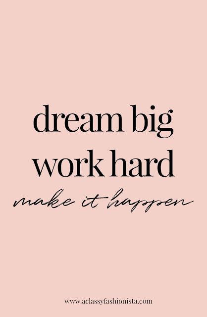 xoalitaylor2's tweet photo. My January mantra: 
dream big 
work hard 
make it happen 

Halfway through and still going strong. How is everyone doing with their goals? 

#goals #WritingCommunity #resolutions2020 https://t.co/u51zlPNRJ5