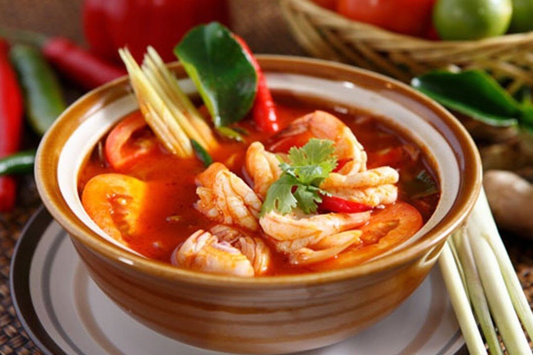 lchsve2019's tweet photo. During this cold weather, spice it up with our tom yum soup! 🍵 Shop this meal and others at https://t.co/kPAp4Bxsmi https://t.co/xOqYtIbwtj
