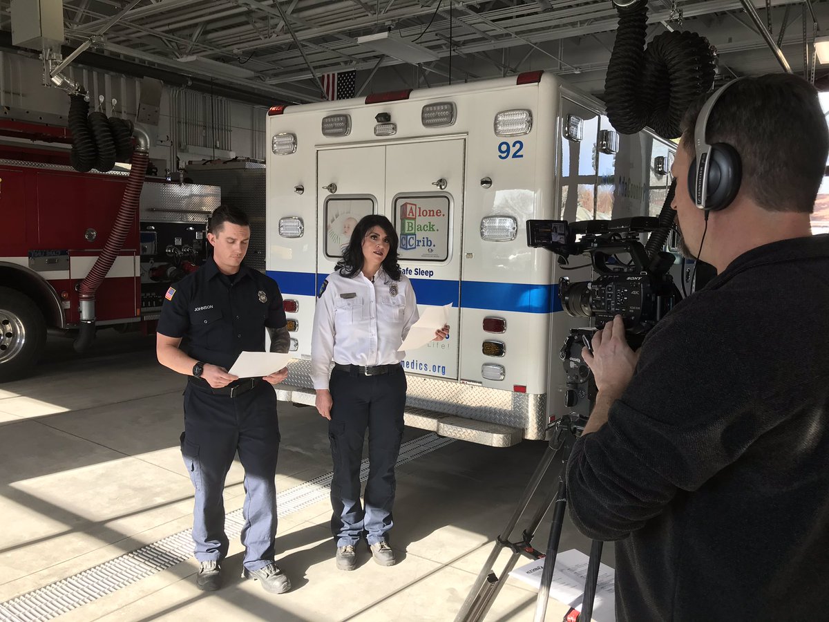 AdaParamedics's tweet photo. Weโre on location with @BoiseFire today shooting a commercial for the #PulsePoint App! Watch for it on @KTVB in the coming weeks! #EMS #AdaCountyParamedics #EMS #EMT #FirstResponser @Ada_County https://t.co/qqtIPPCYIX