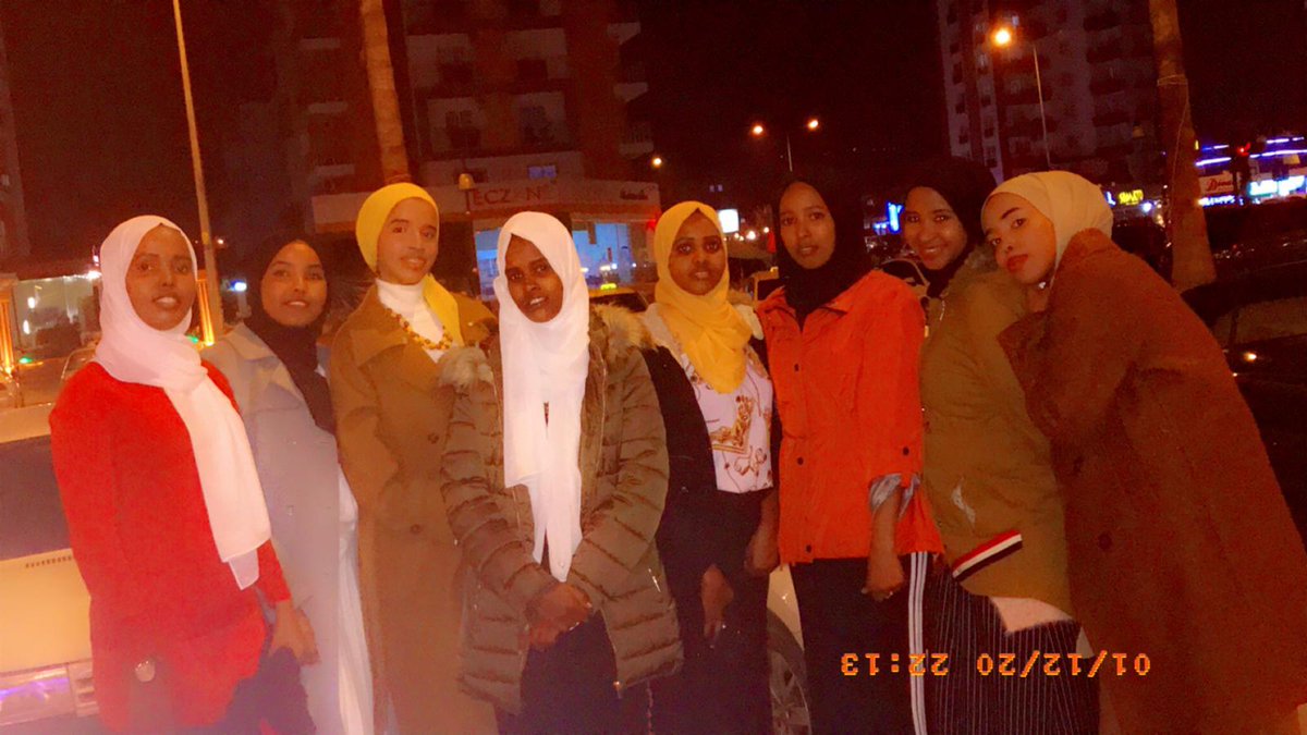 ASAM kızları baş başa ,  Mersin’deki Afrikalı kız öğrenciler biraraya gelerek eğelendiler 😍😍😍 #Africa #womenleaders #afrowomen