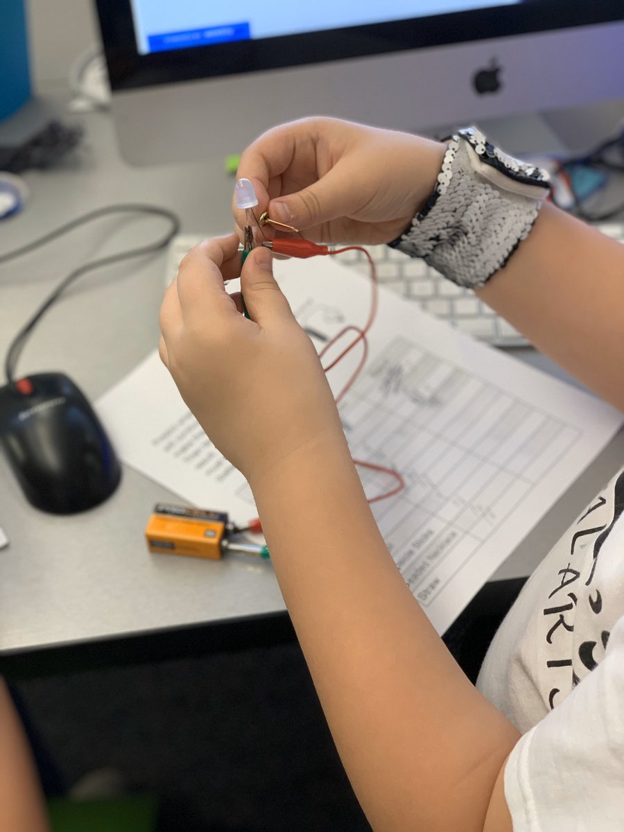 It’s electric! 3rd and 4th graders have been exploring circuits and electricity this week #ontheHil