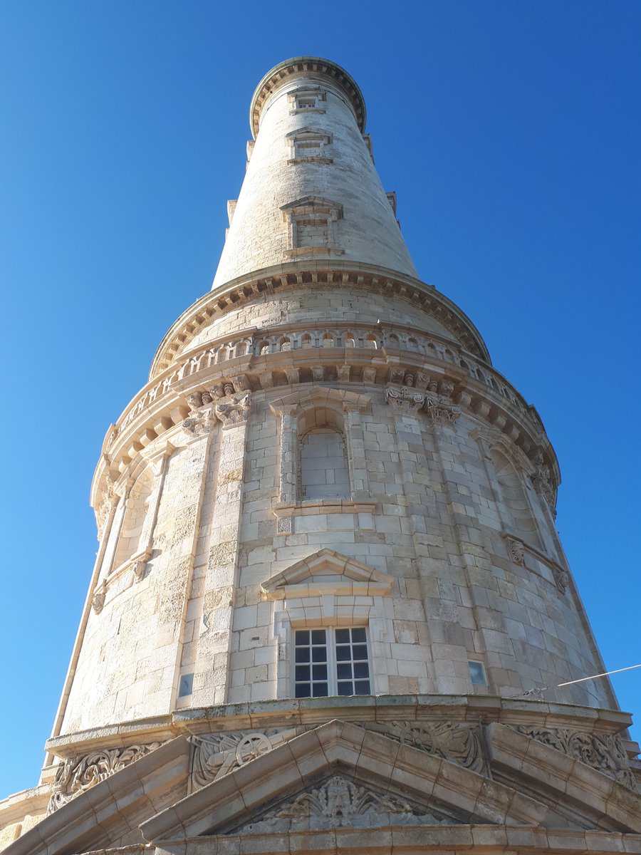 ici_gironde's tweet image. Dernière ligne droite pour le chantier du phare de ##Cordouan. Le site girondin espère entrer au patrimoine mondial de l'#UNESCO en juillet. francebleu.fr/infos/culture-…