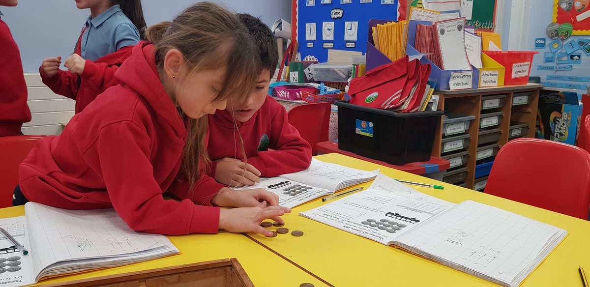 PentrerGraig's tweet photo. The children loved using their mathematical skills to work out the cost of the school trip #pgpspaceships #pgpnum #thinkingfaces https://t.co/9j6KHS5pKv