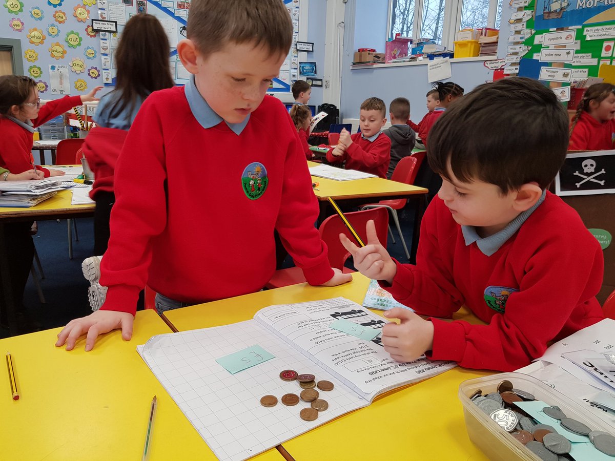 PentrerGraig's tweet photo. The children loved using their mathematical skills to work out the cost of the school trip #pgpspaceships #pgpnum #thinkingfaces https://t.co/wyqd5dooL6