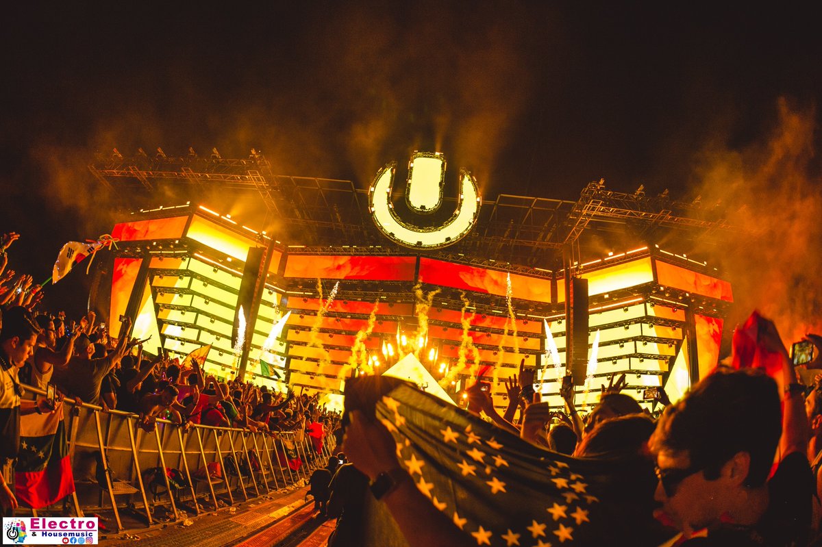 DJElectroHouseL's tweet photo. Β‘Momentos de locura! Ya puedo sentirlo. @ultra Miami 2020β€β«ππΊπππβπ₯#ultra2020 #ultra2019 #umf #BackToBayfront #miami #ultramiami
#electro #electronicmusic #tomorrowland #rave #edmlove #edm #ibiza #party #edclv2020 #EDMlife #Ultra2020 #mainstage #ElectroHouse #housemusic https://t.co/32KhjFUqWl