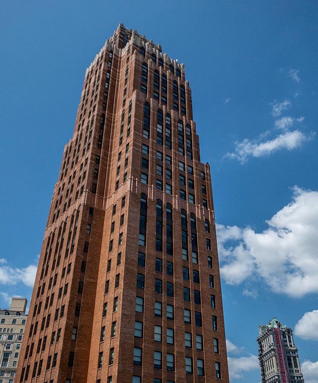 davidhpowers's tweet image. David Stott Building #detroit #detroitarchitecture
.⁠
.⁠
.⁠
.⁠
.⁠
.⁠
#puredetroit313 #motorcityshooters #rawdetroit #detroitrespect #hellyeahdetroit #detroitgrammers #puremichigan #michiganders #cityscape #michigan #davidstottbuilding #incredible… ift.tt/2RpsJPn