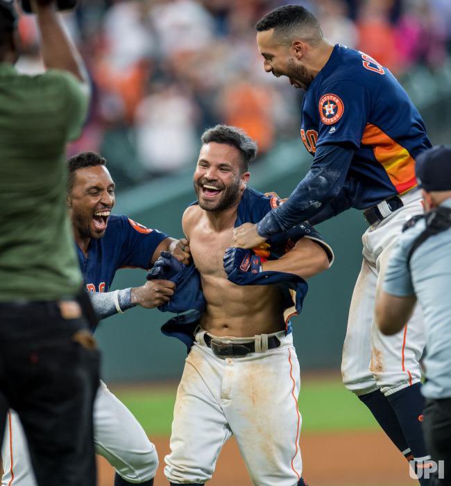 Altuve yells Don't RIP off my jersey in the 2019 ALCS : r/baseball