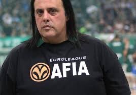 Real_JimmyGreen's tweet photo. •T-shirt : 30€ (without Nestor)
•Ships for Turkey 20€ with Fedex
#Fenerbahce #FNBFCB #euroleaguemafia https://t.co/7ANAotNntw