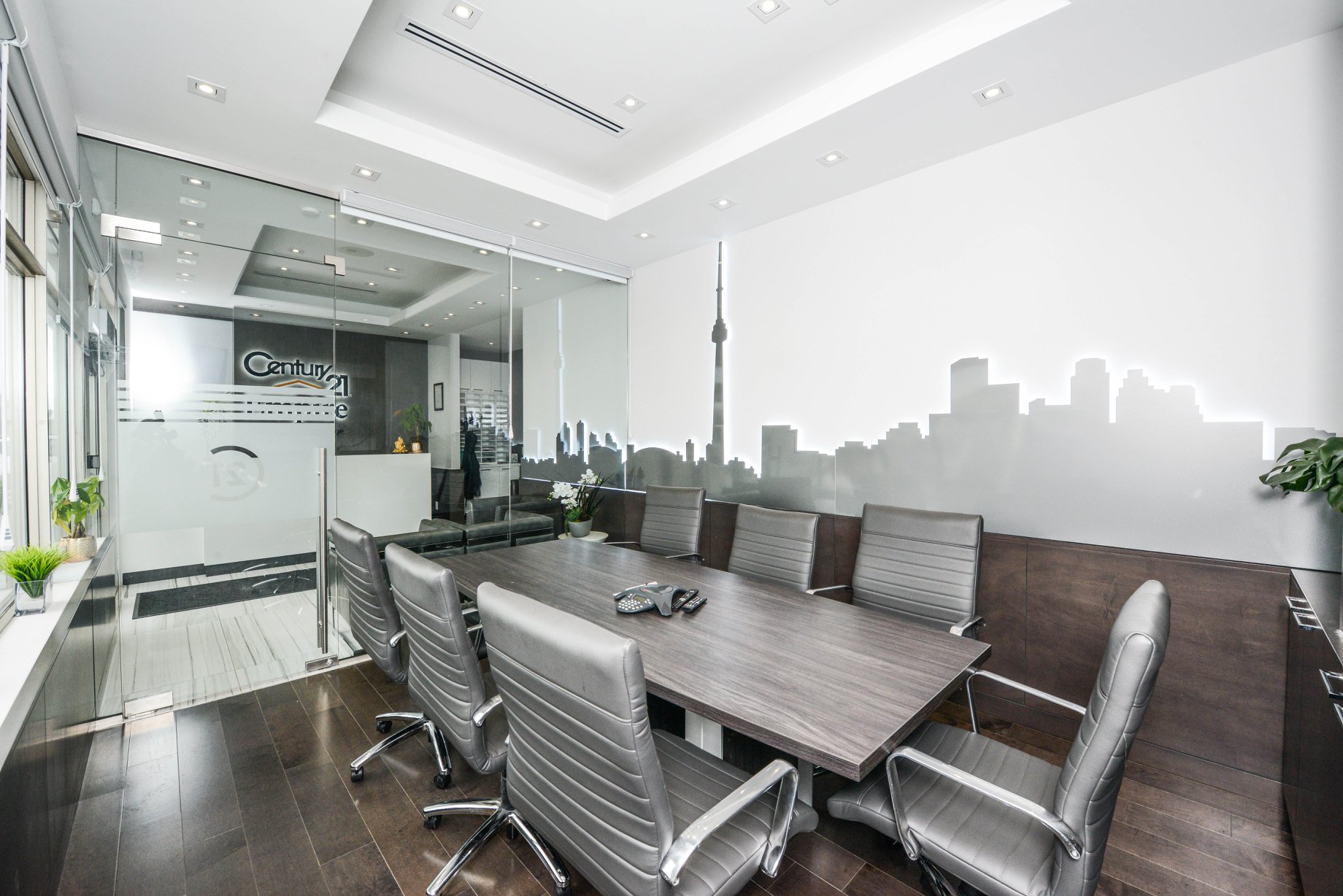 Century 21 Empire Realty Inc (CenturyEmpire) / Twitter