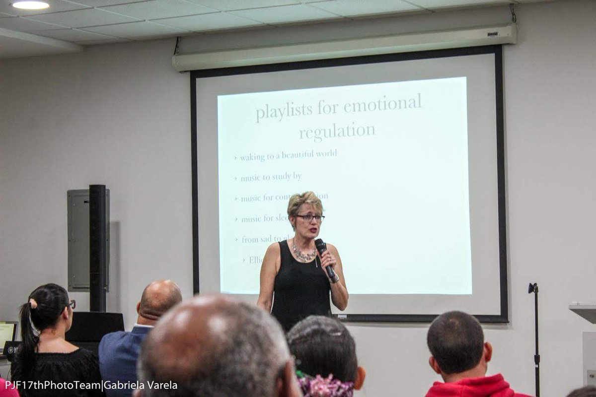 PanamaJazzFesti's tweet photo. Simposio: Música como Regulación Emocional con la Dra. Kathleen Howland. 🇺🇲
#PanamaJazzLovers #PanamaJazzFestival #PJF2020 https://t.co/oveMhrNz5G