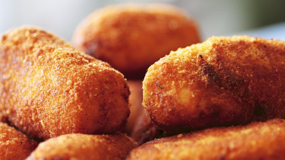 taberna_obispo's tweet photo. Hoy es el día de la croqueta así que con este manjar de dioses al alcance de todos celebramos el día internacional de la Croqueta.

#Gastronomía #Málaga #foodpassion #diainternacionaldelacroqueta https://t.co/zdDjfifZCj