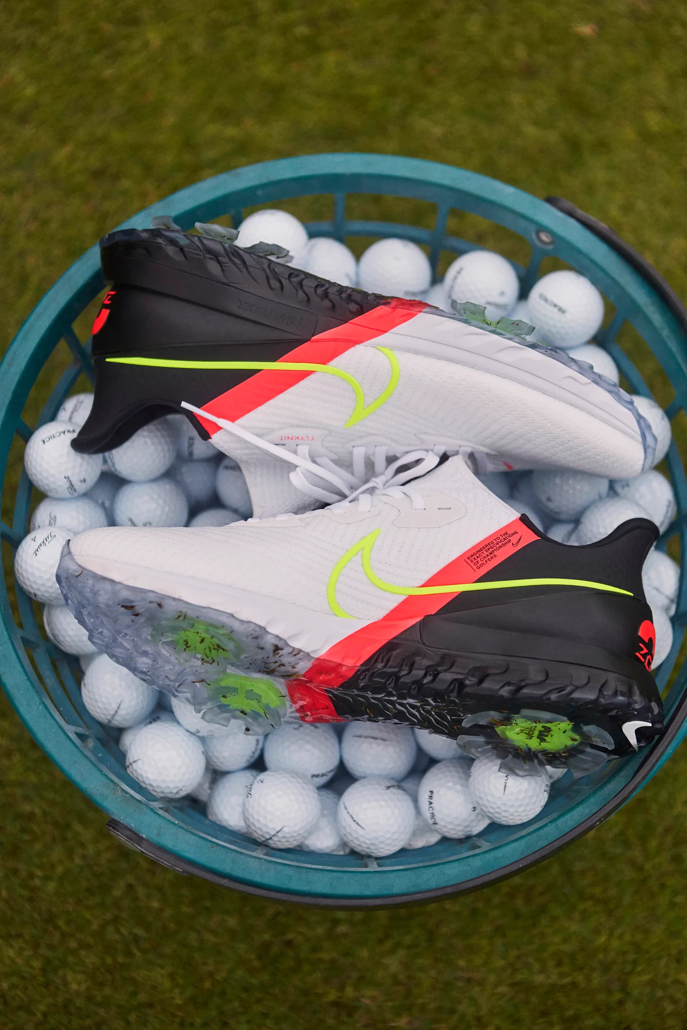 B/R Kicks on X: 