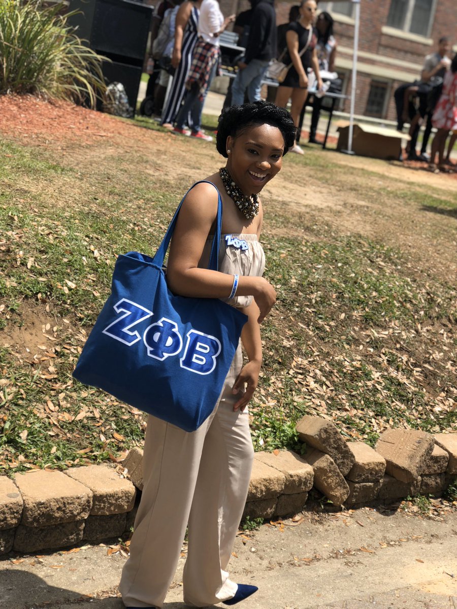 _etyler's tweet photo. It’s Something About Being FINER💙🕊 #100YearsOfFiner #Centennial #ItsOnlyTook5 #GetYouAZeta2020 https://t.co/L00KKDX9tP